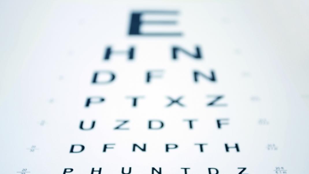 Eye vision test
